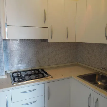 Sea-front In An Excellent Position Apartman