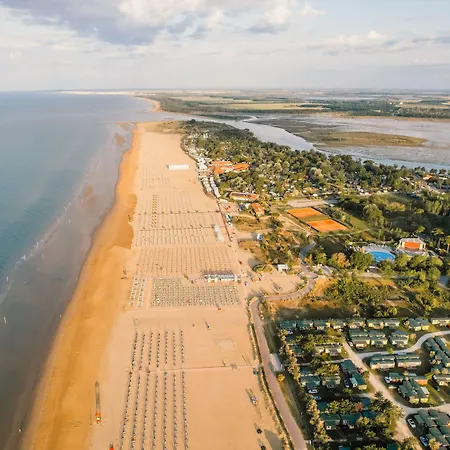 Sea-front In An Excellent Position Bibione