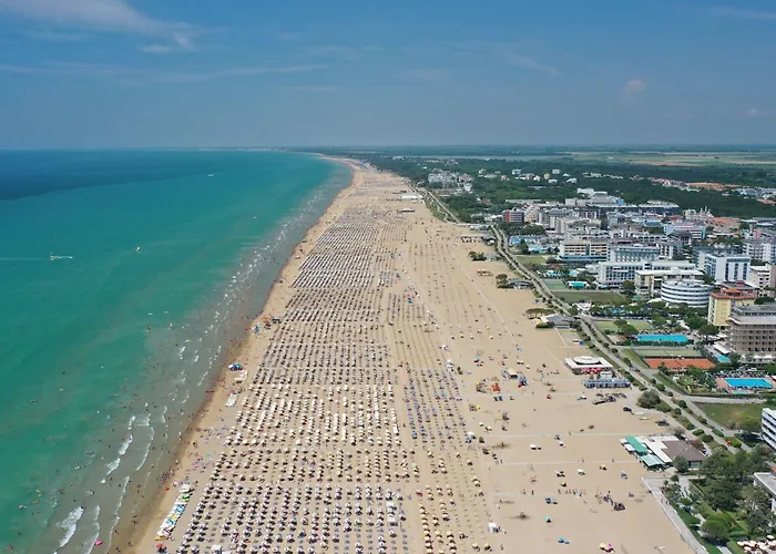Appartamento Sea-front In An Excellent Position Bibione
